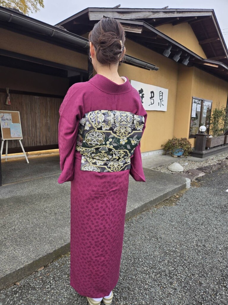 卒業式、入学式のお着付け承ります